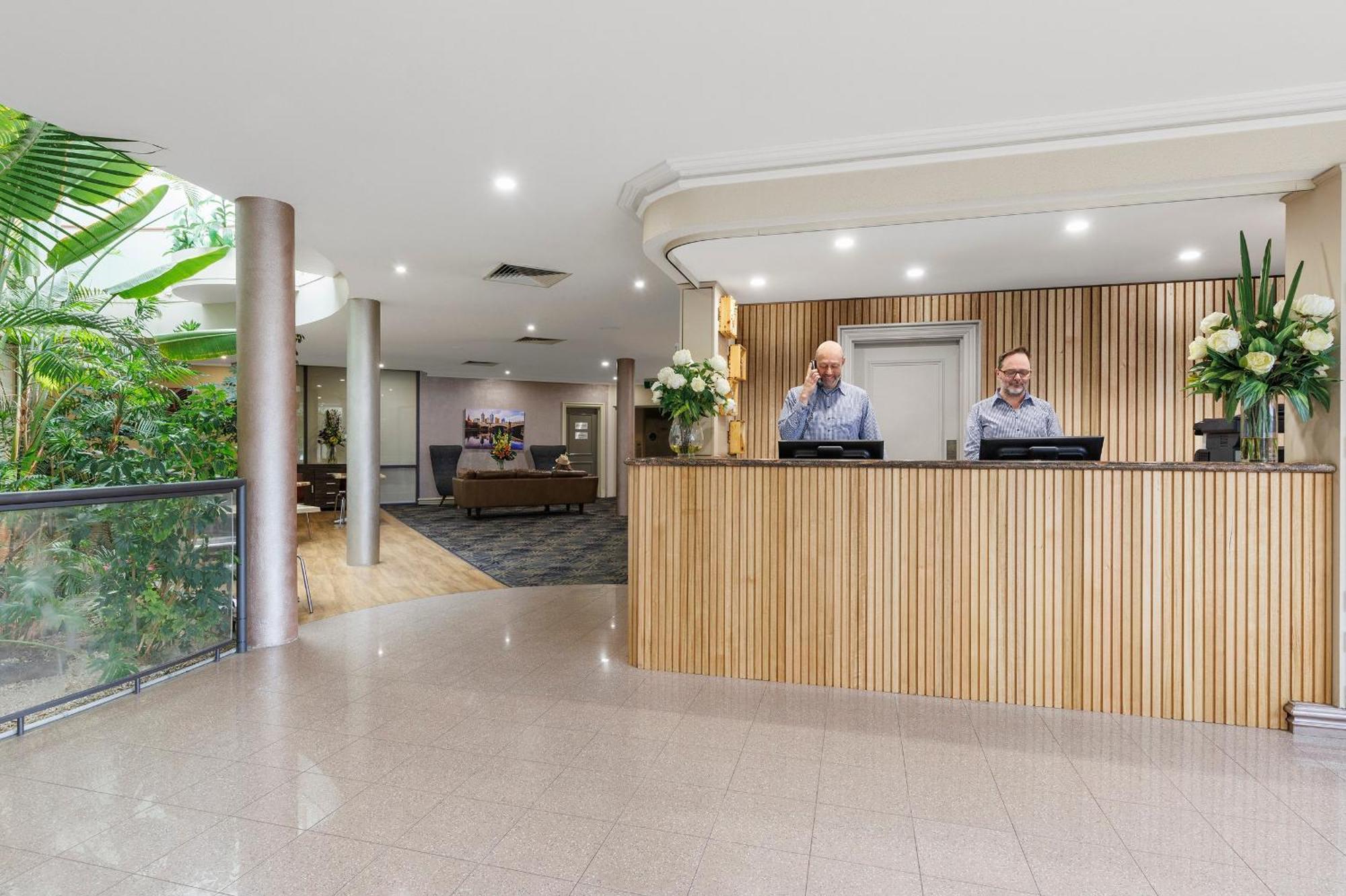 Kimberley Gardens Hotel, Serviced Apartments And Serviced Villas Melbourne Buitenkant foto