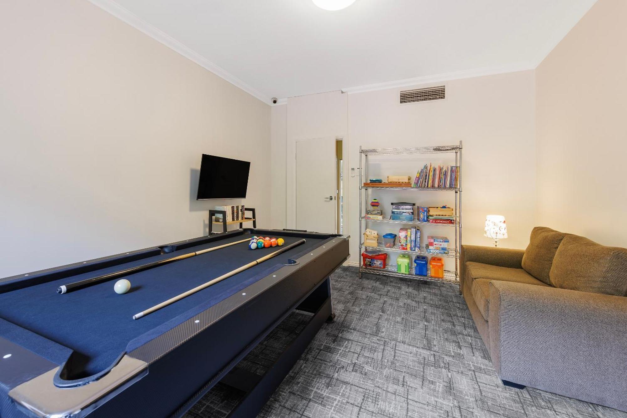 Kimberley Gardens Hotel, Serviced Apartments And Serviced Villas Melbourne Buitenkant foto