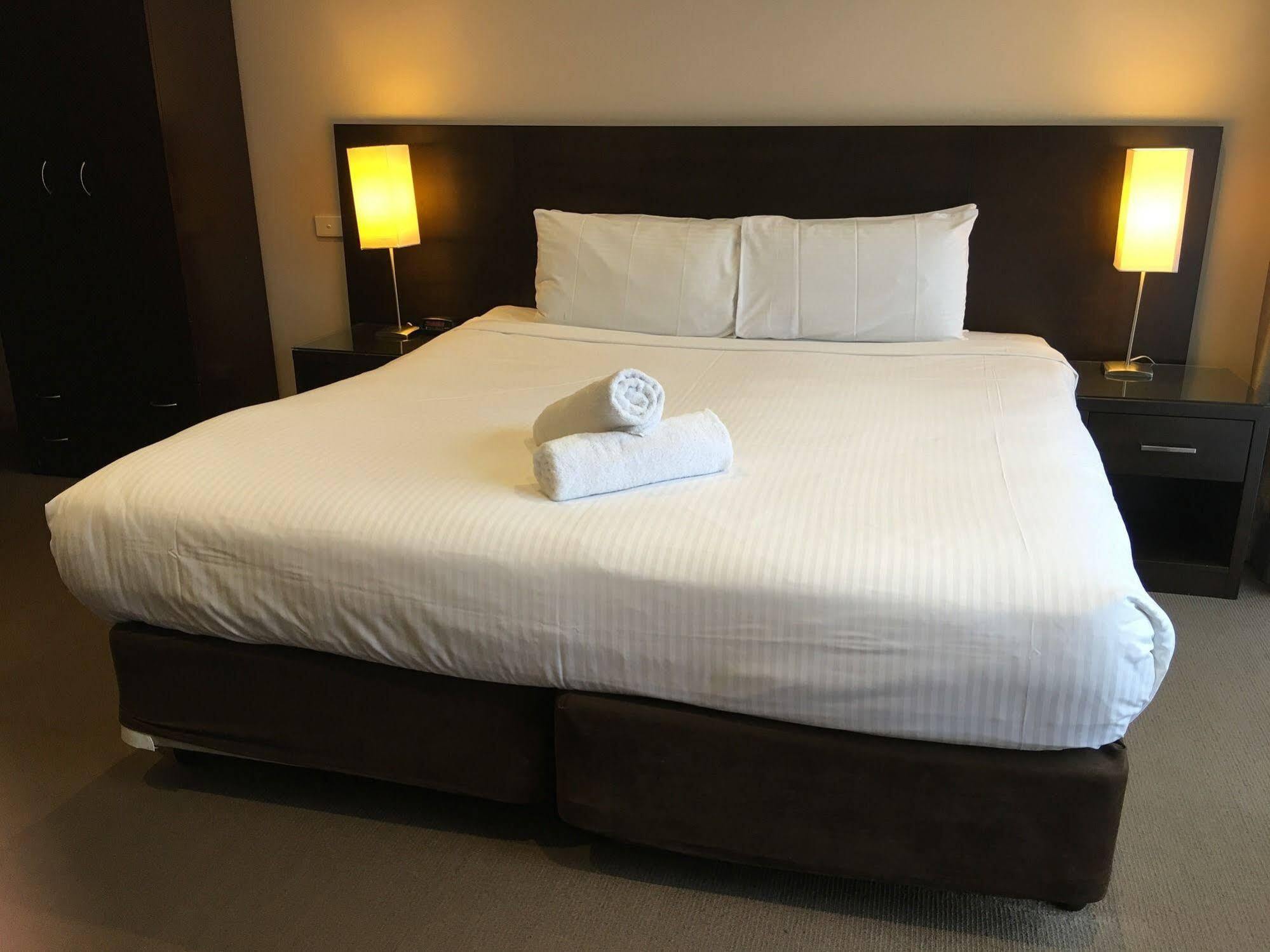 Kimberley Gardens Hotel, Serviced Apartments And Serviced Villas Melbourne Buitenkant foto